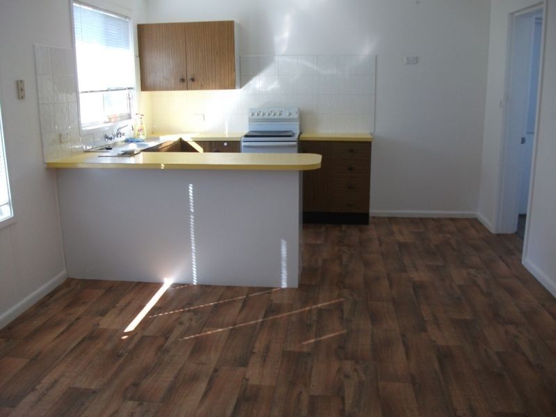 7 Russell Street, Young NSW 2594