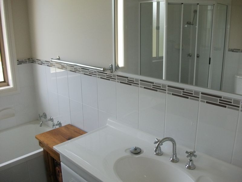 2/12 Petticoat Lane, Young NSW 2594