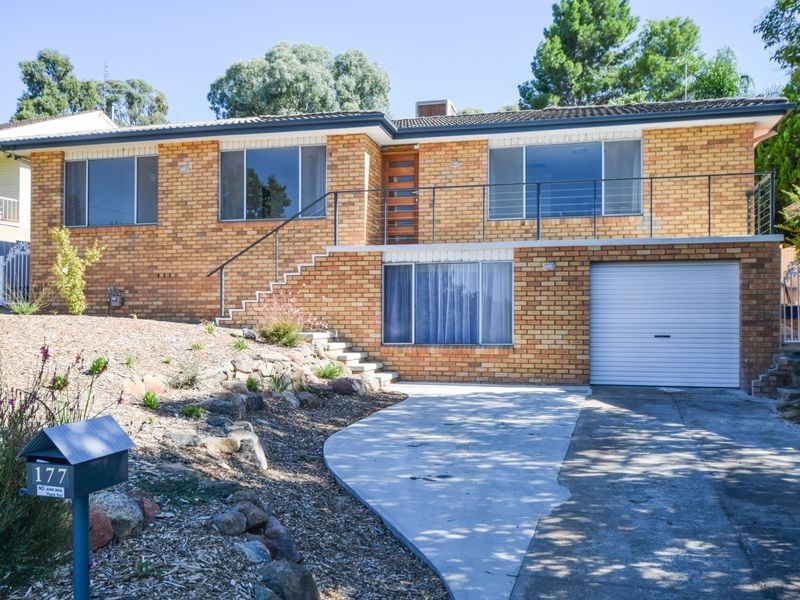 177 William Street, Young NSW 2594