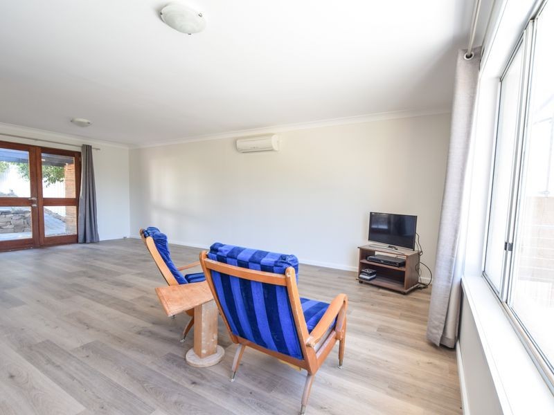 177 William Street, Young NSW 2594