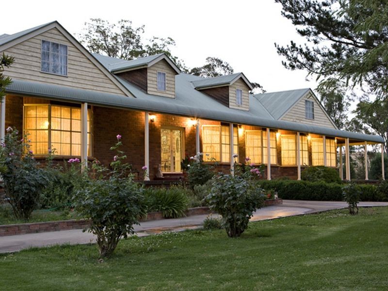 28 Pestell’S Lane, Young NSW 2594