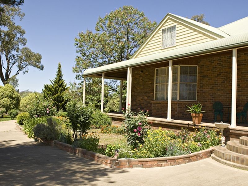 28 Pestell’S Lane, Young NSW 2594