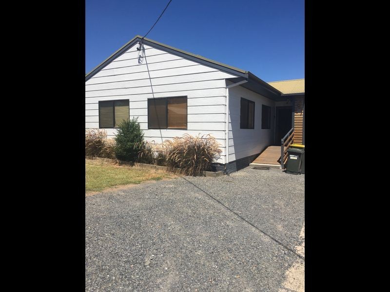26 Musgrave St, Young NSW 2594