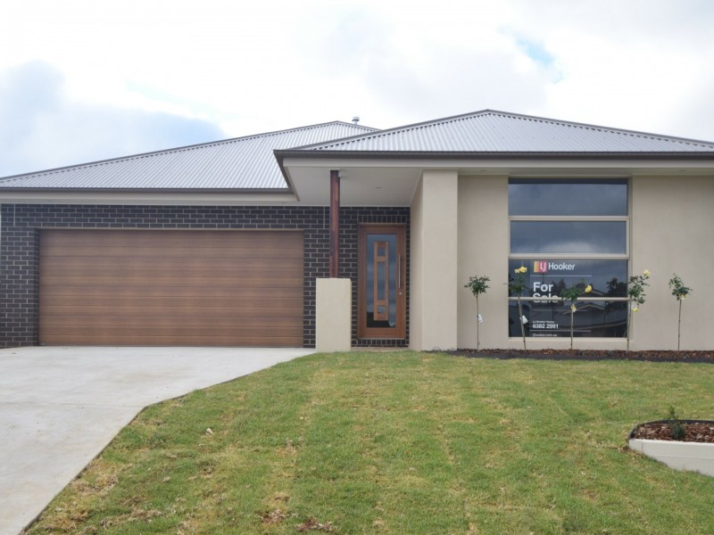 19B Jordan Place, Young NSW 2594
