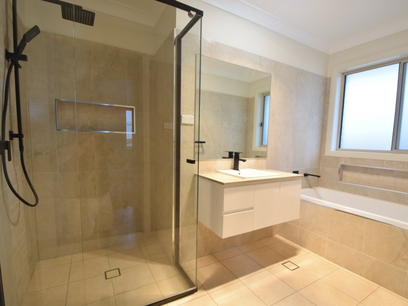 19B Jordan Place, Young NSW 2594