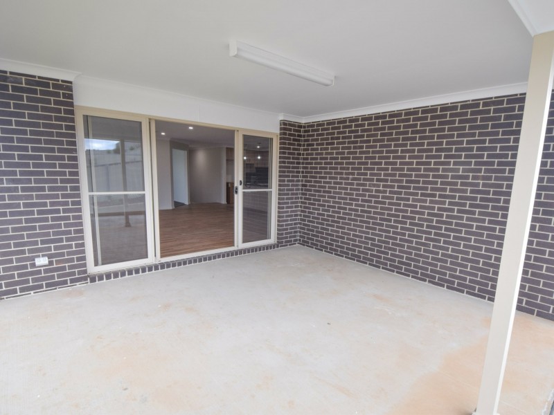 19B Jordan Place, Young NSW 2594