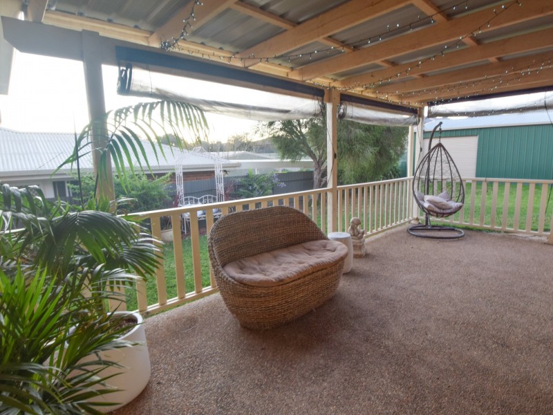 30 Pineview Circuit, Young NSW 2594