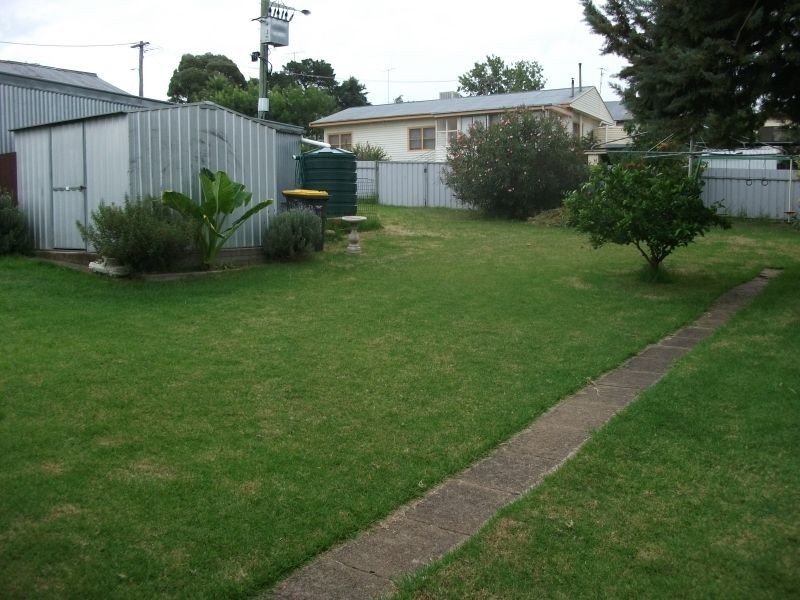 75 Brock Street, Young NSW 2594