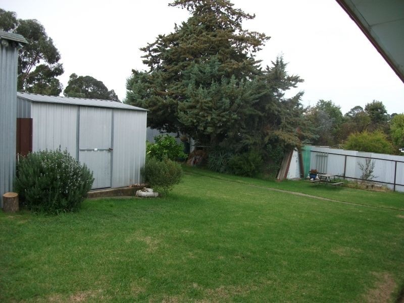 75 Brock Street, Young NSW 2594