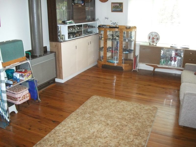 75 Brock Street, Young NSW 2594