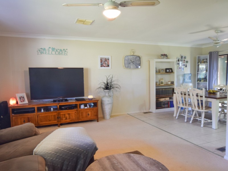 11 Milong Street, Young NSW 2594