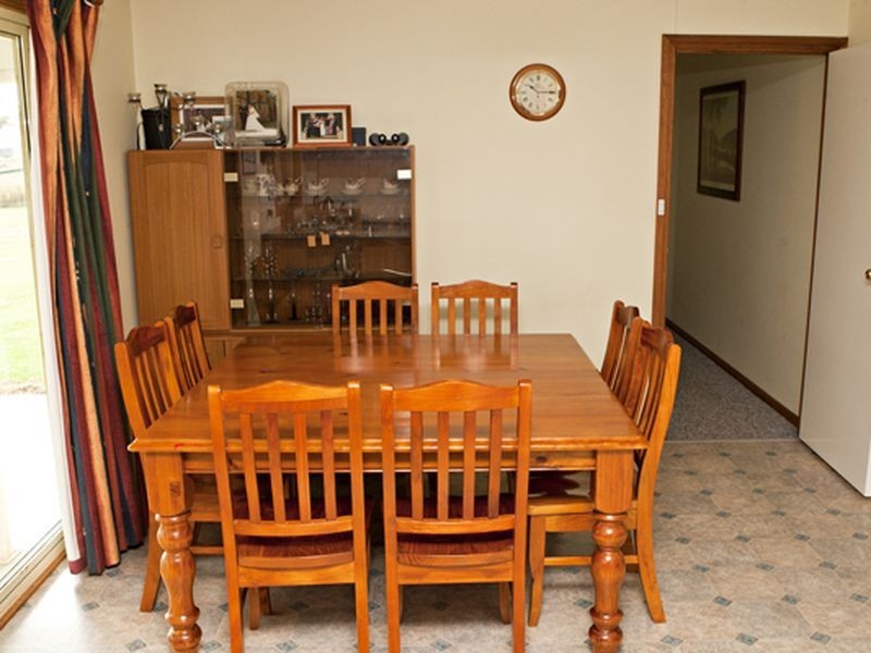 610 Monteagle Stock Route, Young NSW 2594