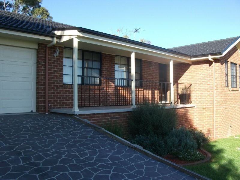 1 Henry Place, Young NSW 2594