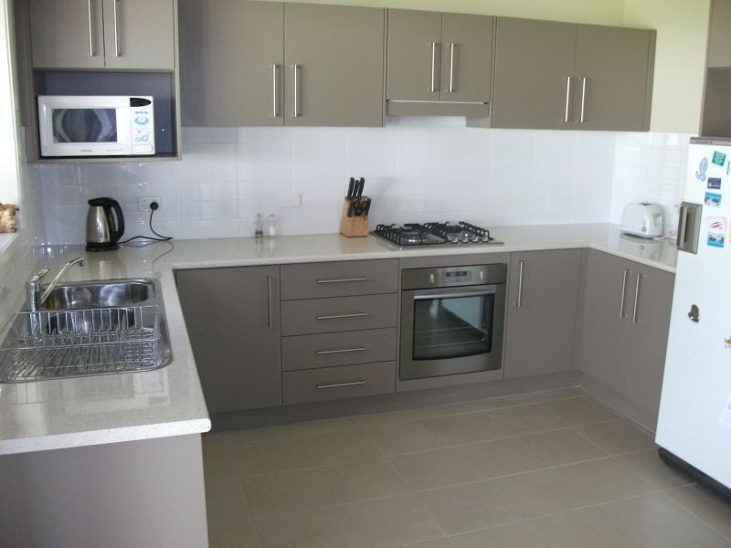 1 Henry Place, Young NSW 2594