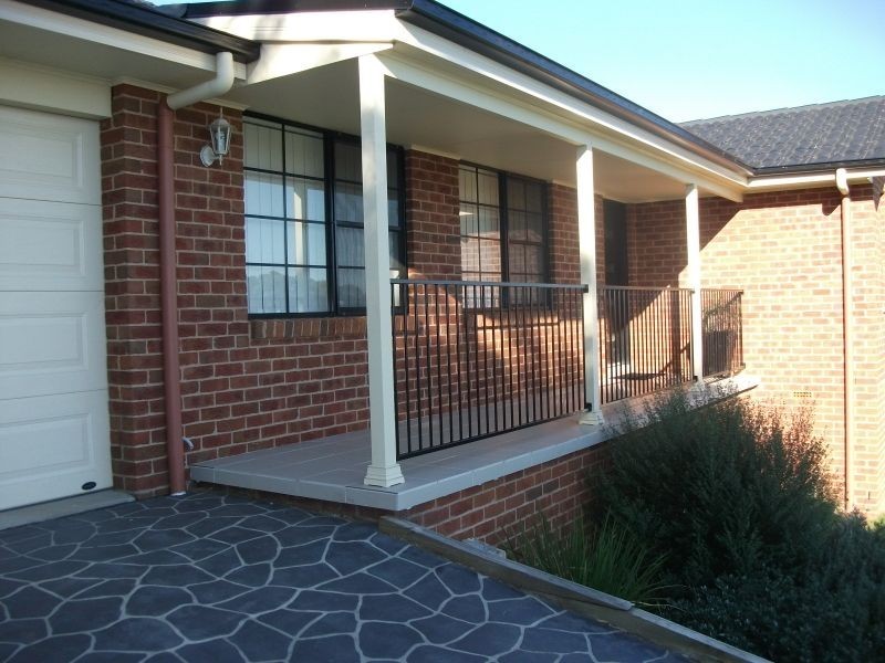 1 Henry Place, Young NSW 2594