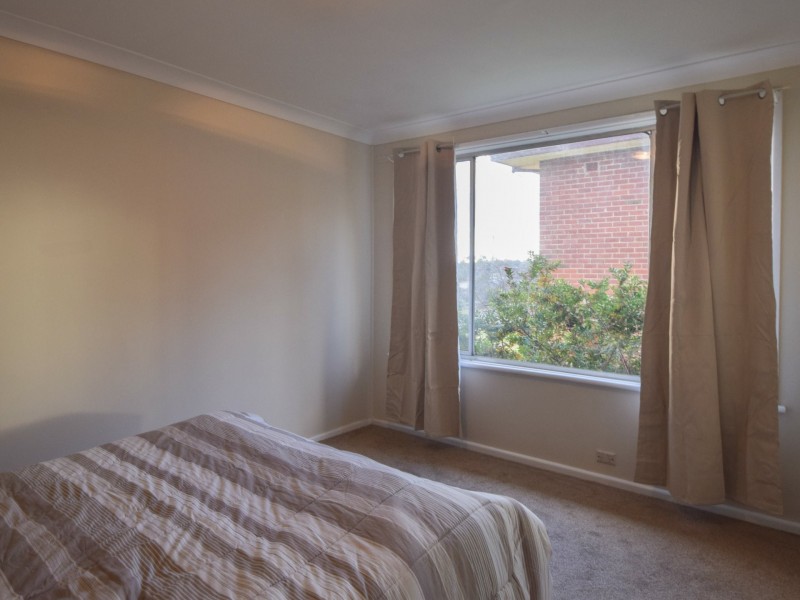 12 Milong Street, Young NSW 2594