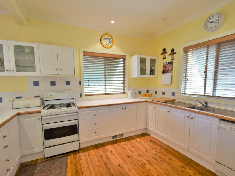 22 Nasmyth Street, Young NSW 2594