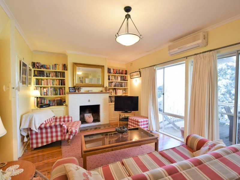 22 Nasmyth Street, Young NSW 2594