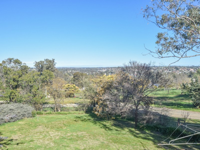 22 Nasmyth Street, Young NSW 2594