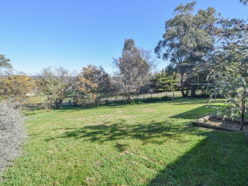 22 Nasmyth Street, Young NSW 2594