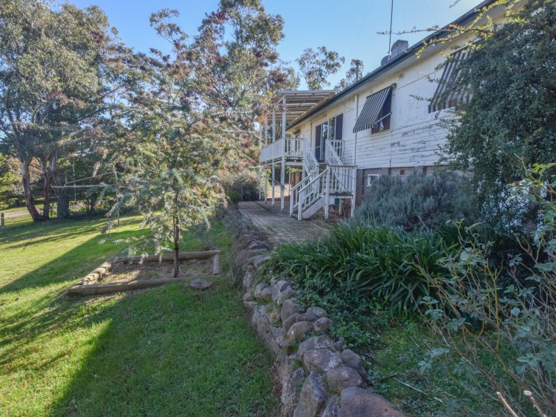 22 Nasmyth Street, Young NSW 2594