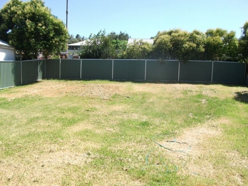 87 Edwards, Young NSW 2594