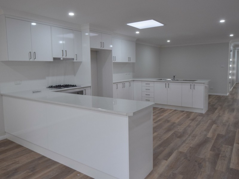 2-28 Orchard Street, Young NSW 2594