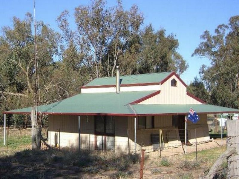 51 Sads Lane, Young NSW 2594