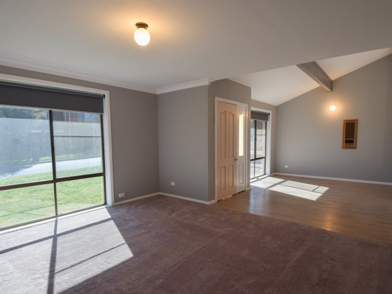 15a Watson Street, Young NSW 2594