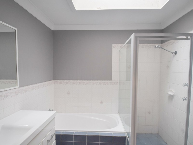 15a Watson Street, Young NSW 2594