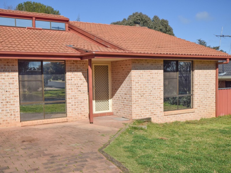 15a Watson Street, Young NSW 2594