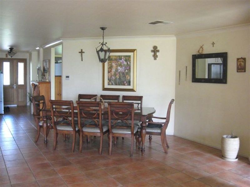 00 Thompsons Road, Young NSW 2594