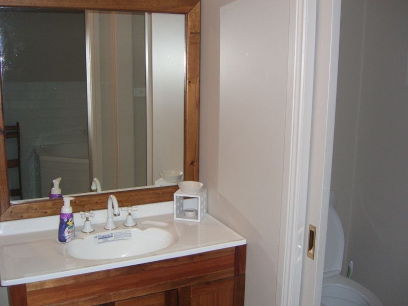 03 Gold Court, Young NSW 2594