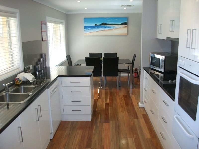 77 William St, Young NSW 2594