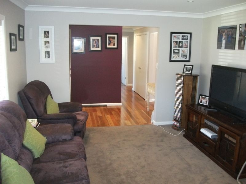 77 William St, Young NSW 2594