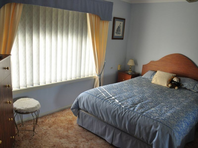 22 Back Creek Road, Young NSW 2594