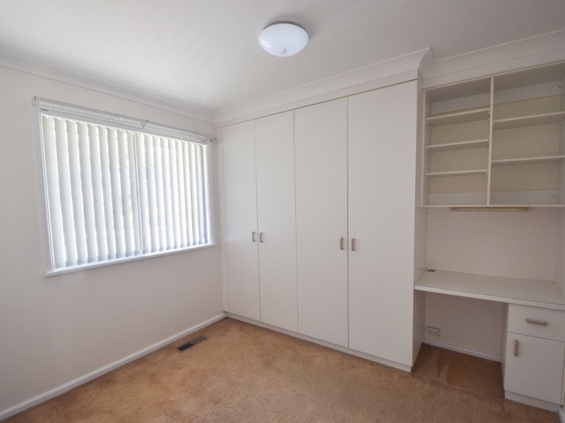 10 Landsdown Street, Young NSW 2594