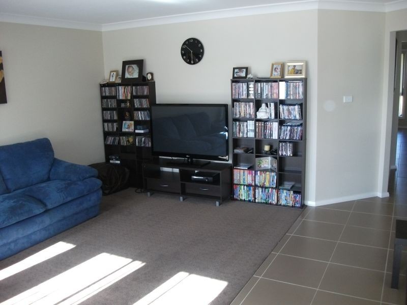 8 Mayoh Place, Young NSW 2594
