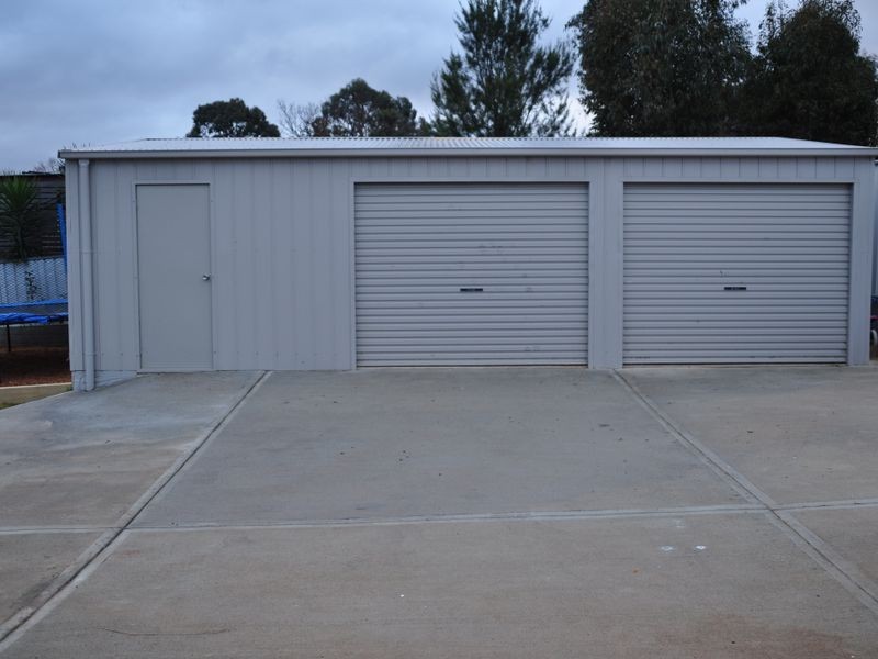 1 Settlers Place, Young NSW 2594