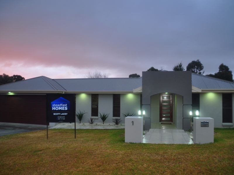 1 Settlers Place, Young NSW 2594