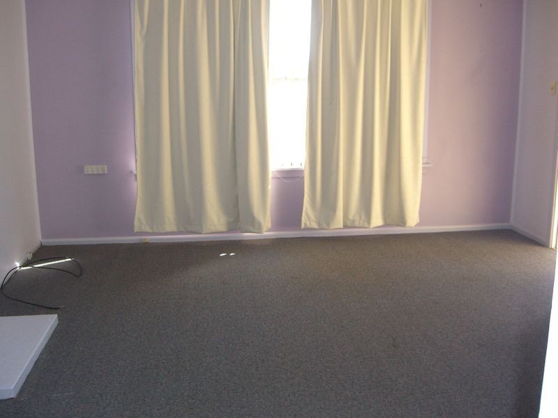 108 Berthong Street, Young NSW 2594
