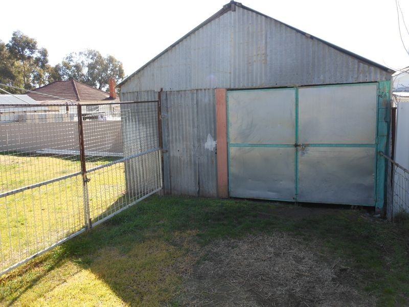 23 Spring Street, Young NSW 2594
