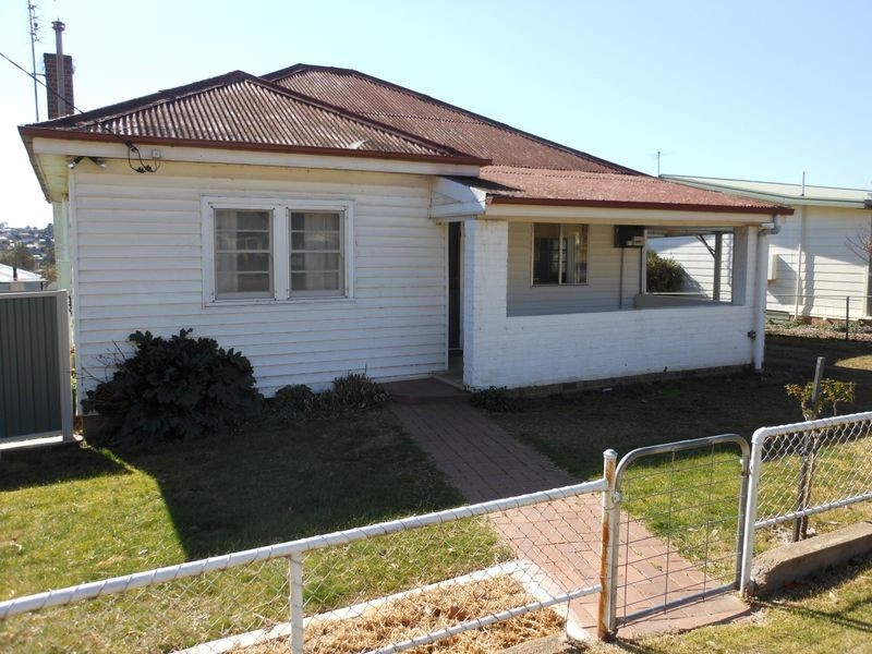 23 Spring Street, Young NSW 2594