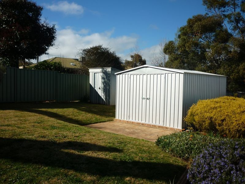 31 McNarry Place, Young NSW 2594