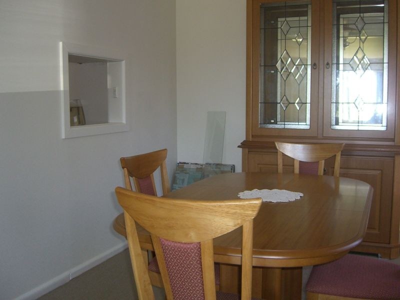 7 Willawong Street, Young NSW 2594