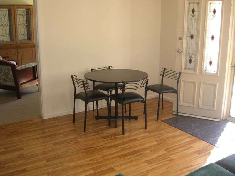 7 Willawong Street, Young NSW 2594