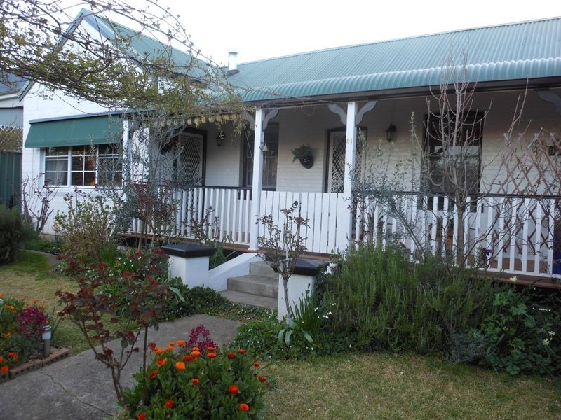 51 Wombat Street, Young NSW 2594