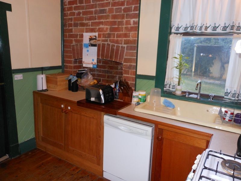 10 William Street, Young NSW 2594