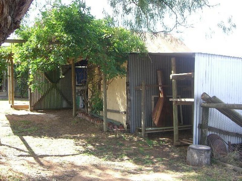 10 William Street, Young NSW 2594