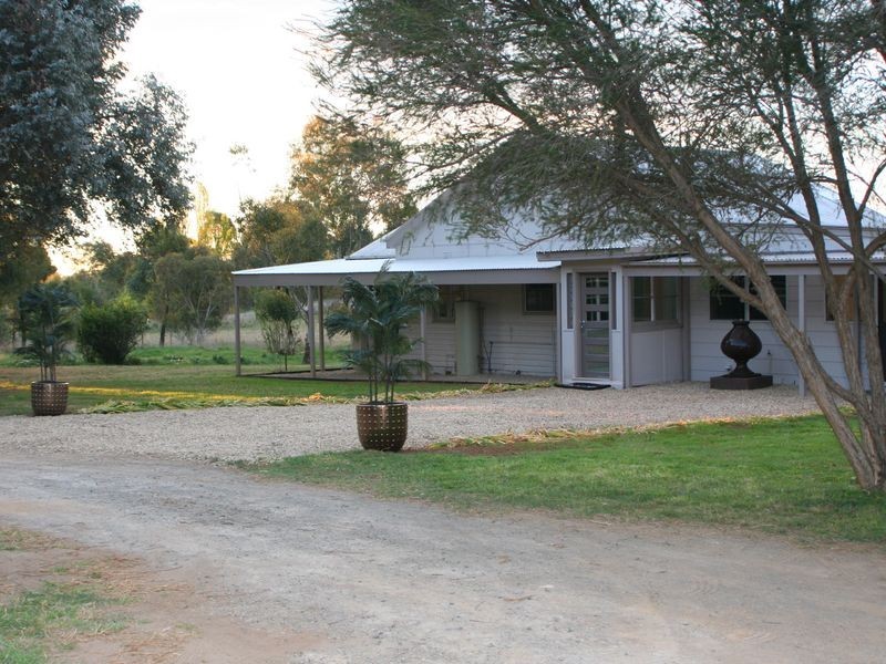 315 Back Creek Road, Young NSW 2594